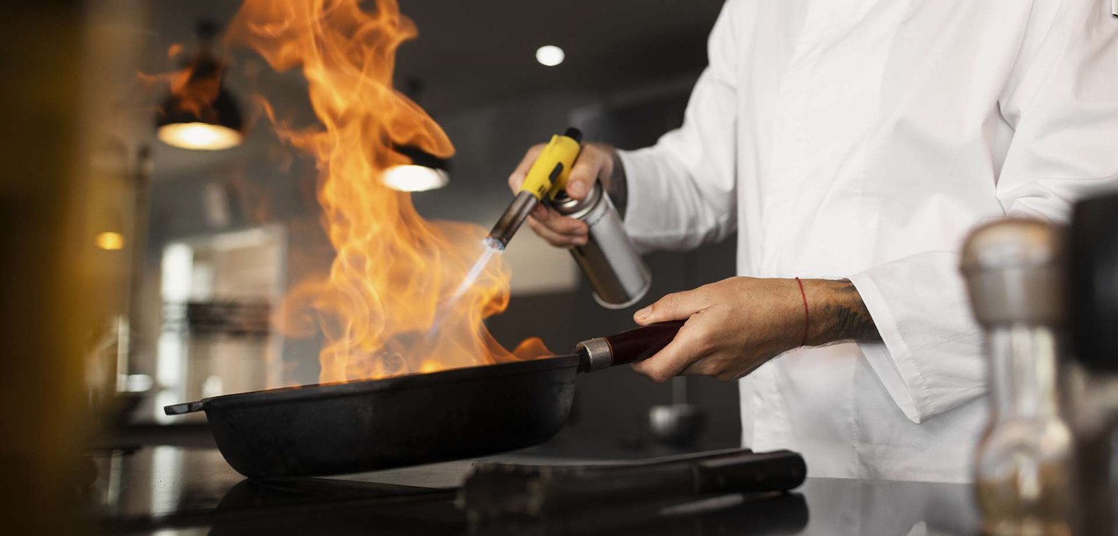 خلفية استراتيجية استشارية